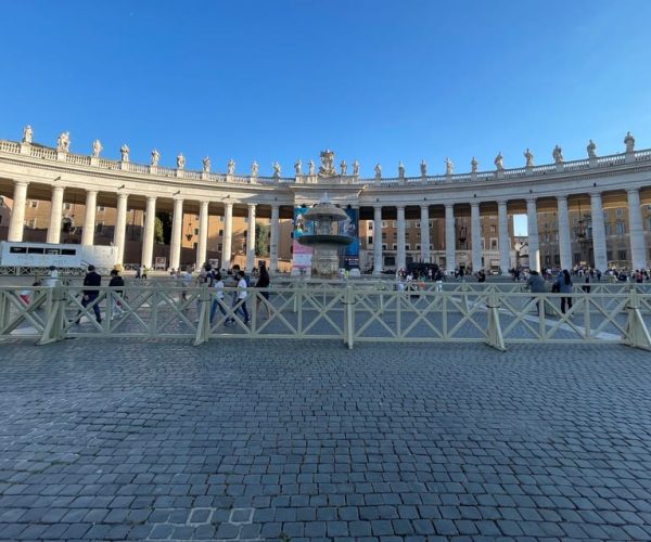 Rome: St. Peters Basilica History and Art Audio Guide Tour – Rome, Italy